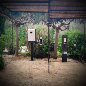 Borne installée à Uzès