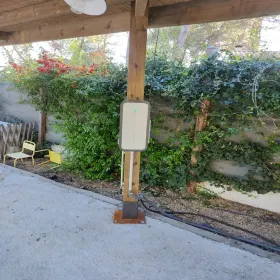 Borne installée à Avignon